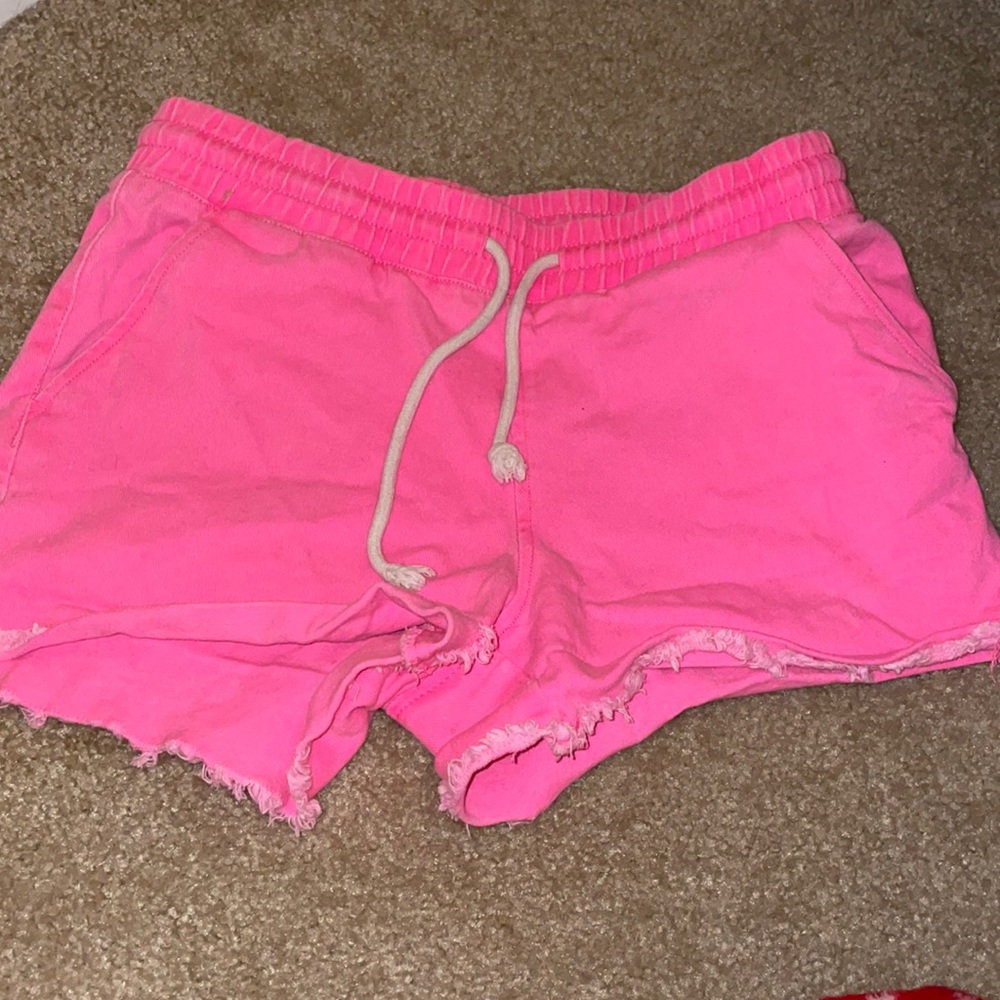 Pink short shorts